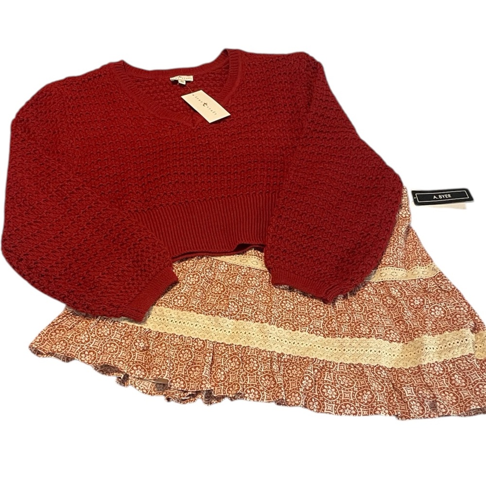 True Craft Deep Red V-Neck Sweater A Byer Lined Skirt Juniors Large L 2 Pc NEW